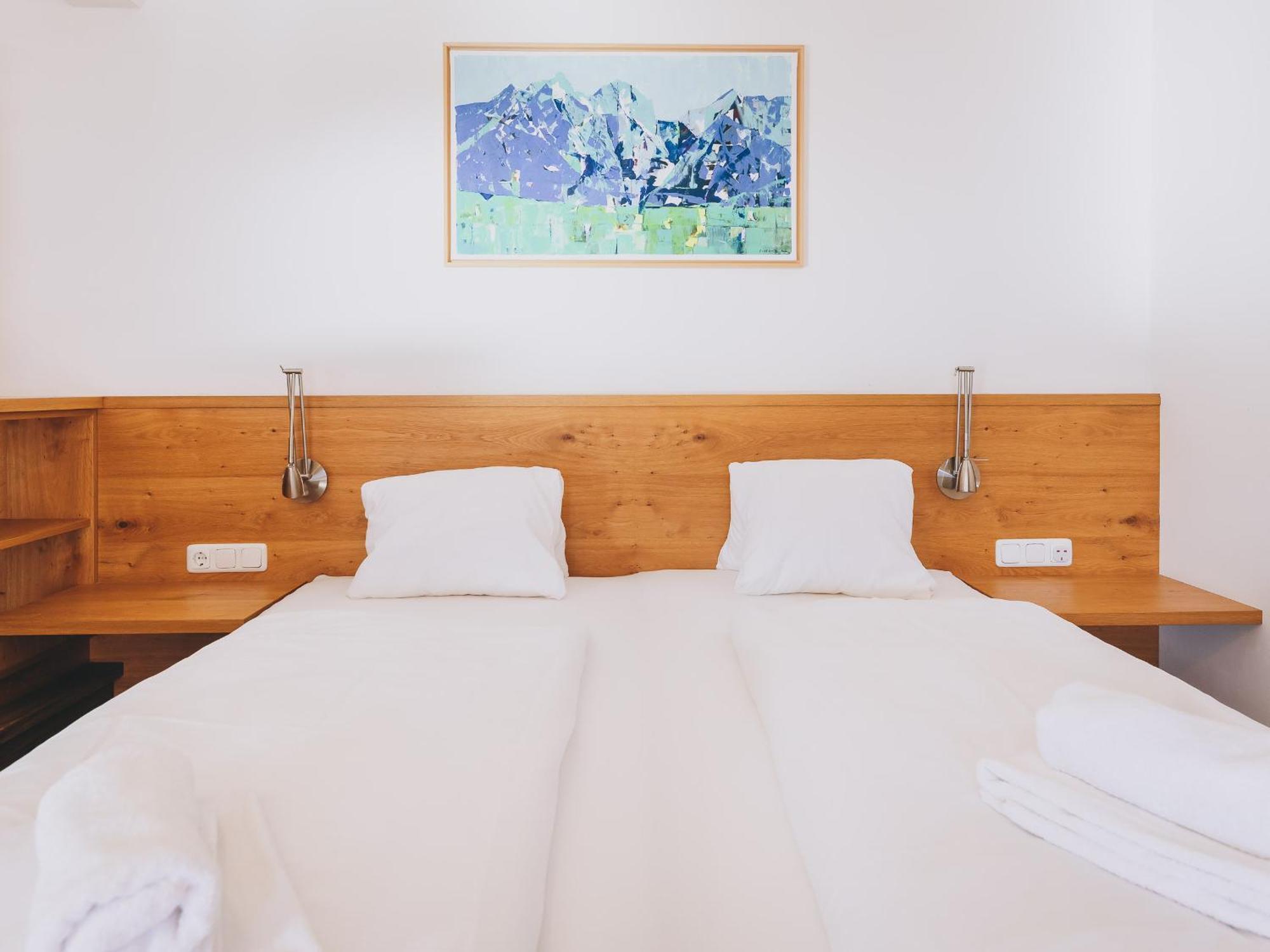 Haus Altenberger By We Rent, Summercard Included Zell am See Habitación foto