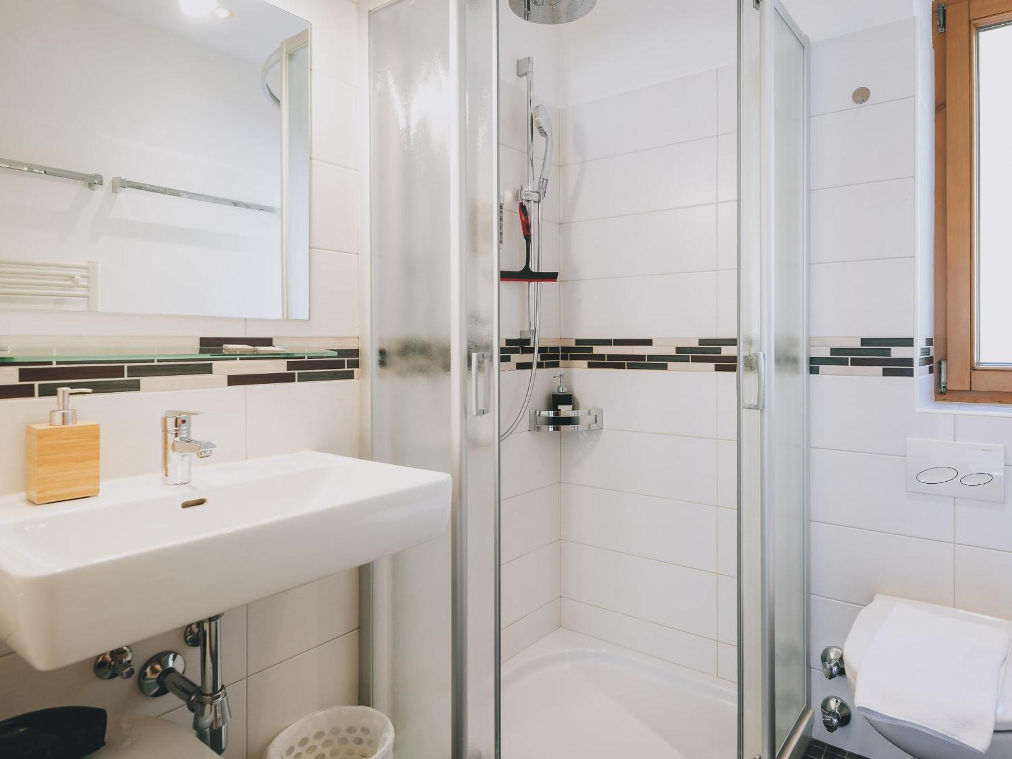 Haus Altenberger By We Rent, Summercard Included Zell am See Habitación foto